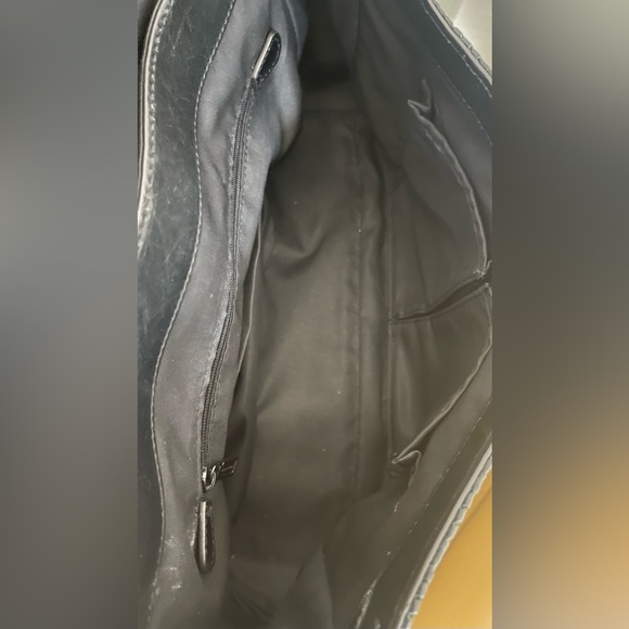 Rebecca Minkoff - Gorgeous Black leather Bag, Gold hardware, Crossbody Strap - Picture 8 of 14